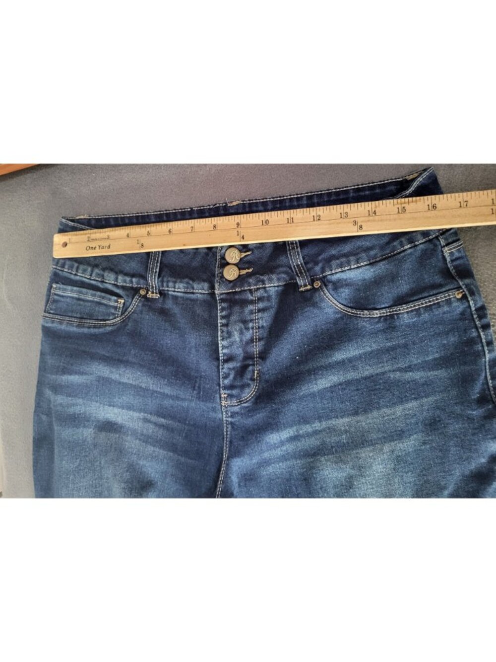 Royalty For Me YMI SZ 14 2 Button Ankle Jeans Rolled Cuff - Picture 5 of 9